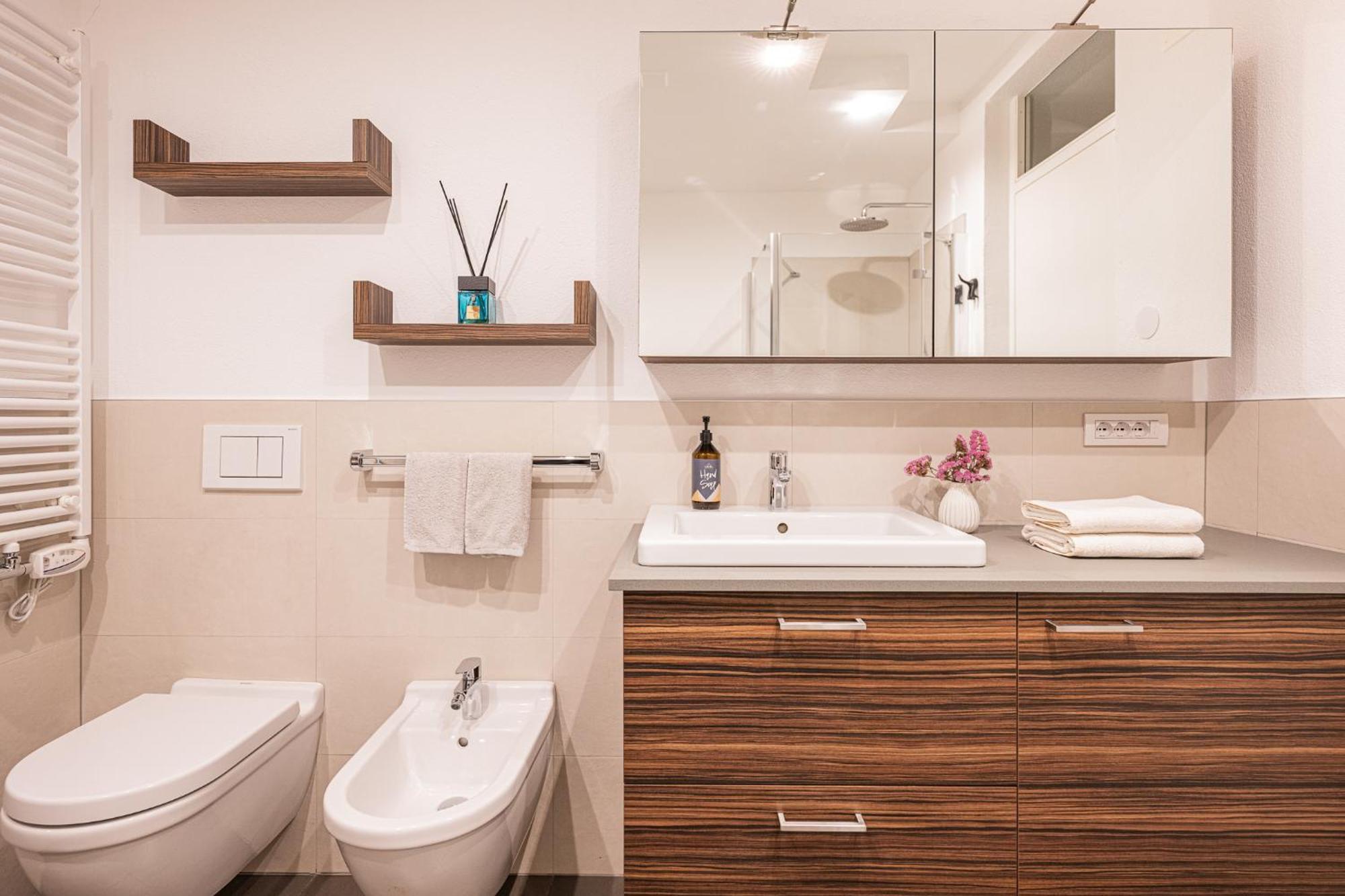 Myloisl Apartments Лутаго Экстерьер фото