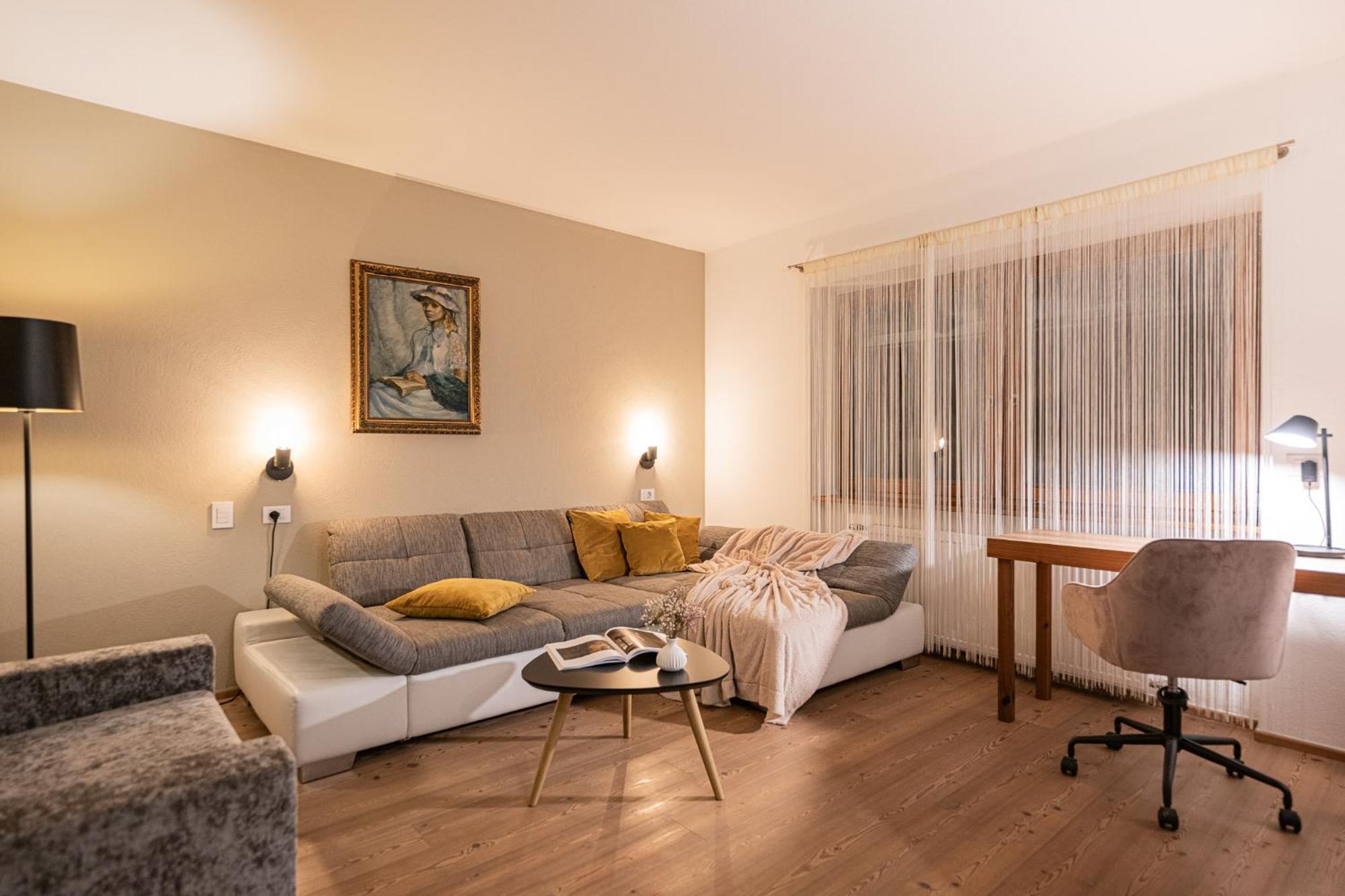 Myloisl Apartments Лутаго Экстерьер фото